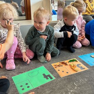 Ég fór í dýragarð í gær