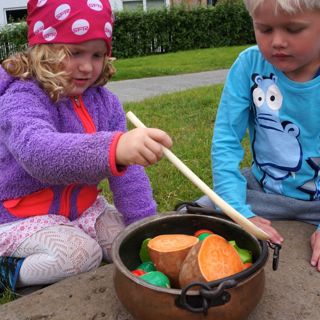 Julia, Julia pela la yuca (Panama)